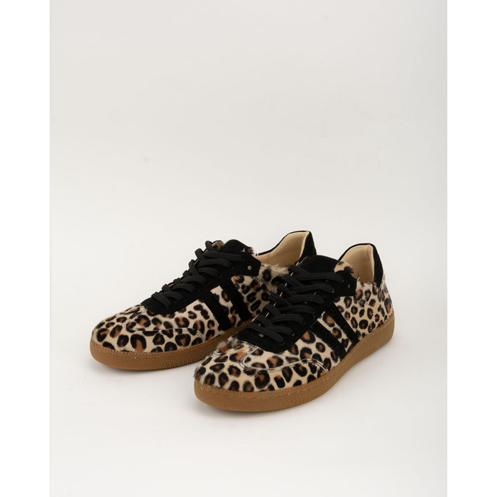 Women's Lucia Leo leather sneakers with natural hair