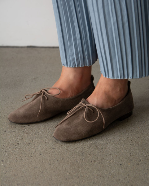 copy of Black lacquered...