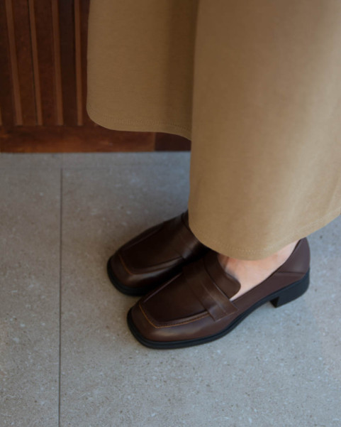 copy of Black leather...