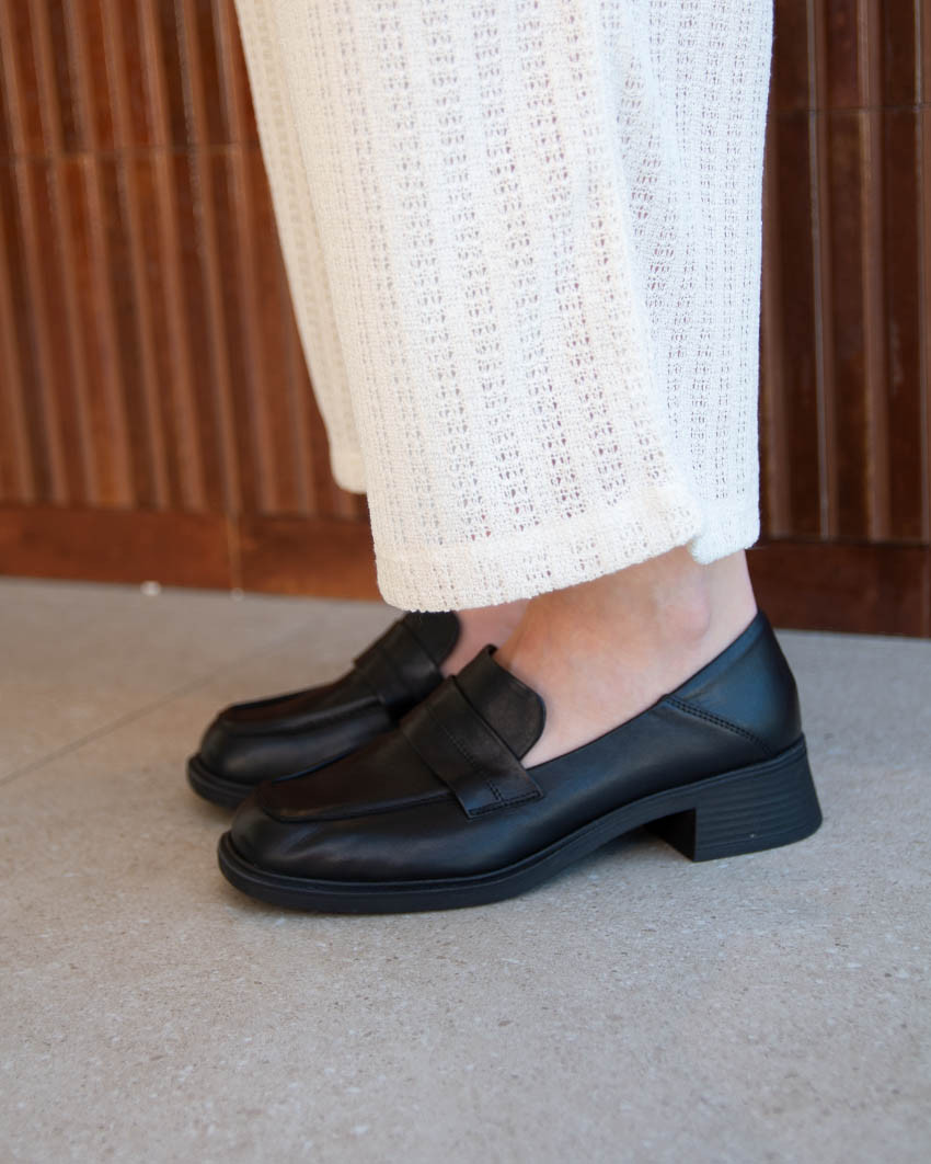 Damskie mokasyny LOTTA, czarne skóra naturalne