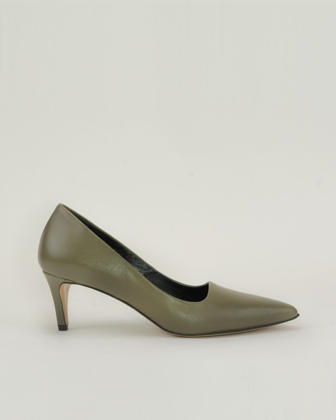 copy of Beige pumps with...