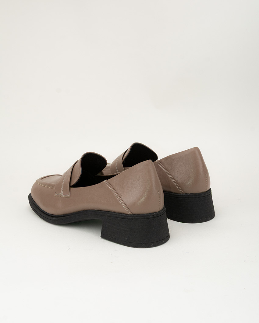 copy of Black leather moccasin with platform BOTIMO