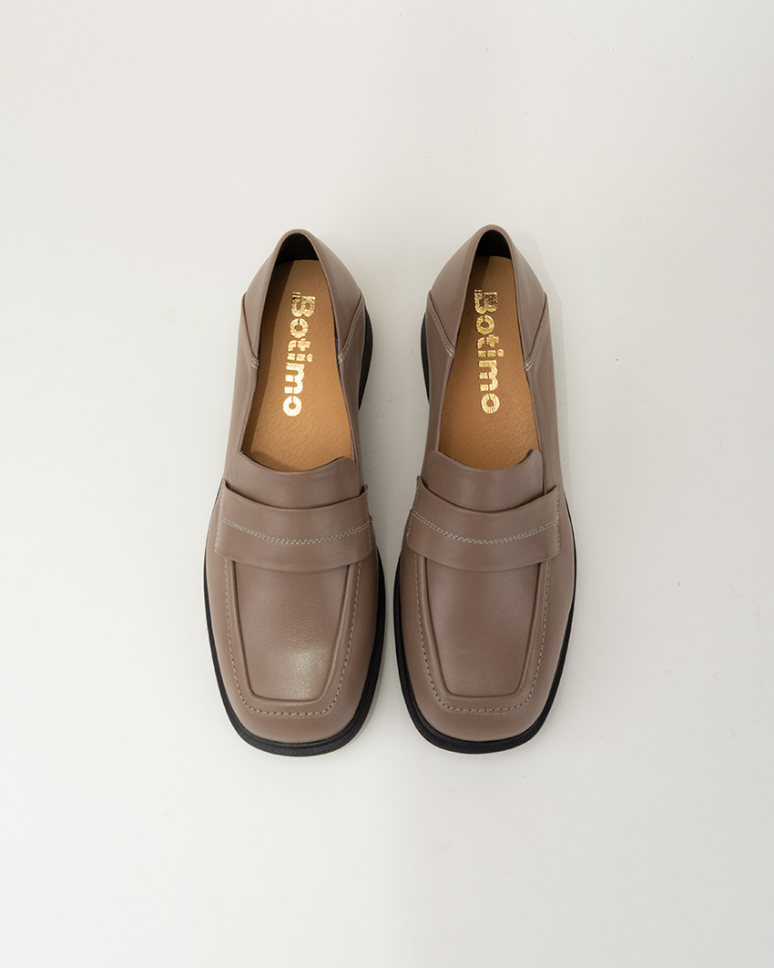 copy of Black leather moccasin with platform BOTIMO