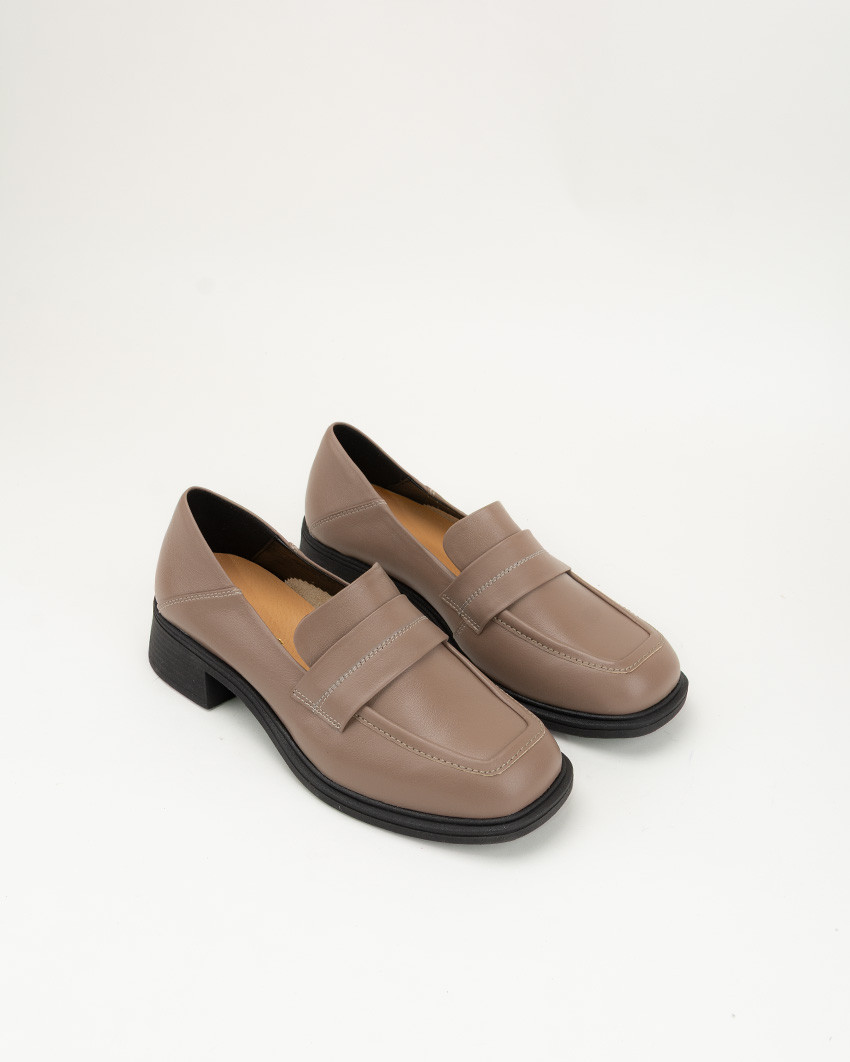 copy of Black leather moccasin with platform BOTIMO