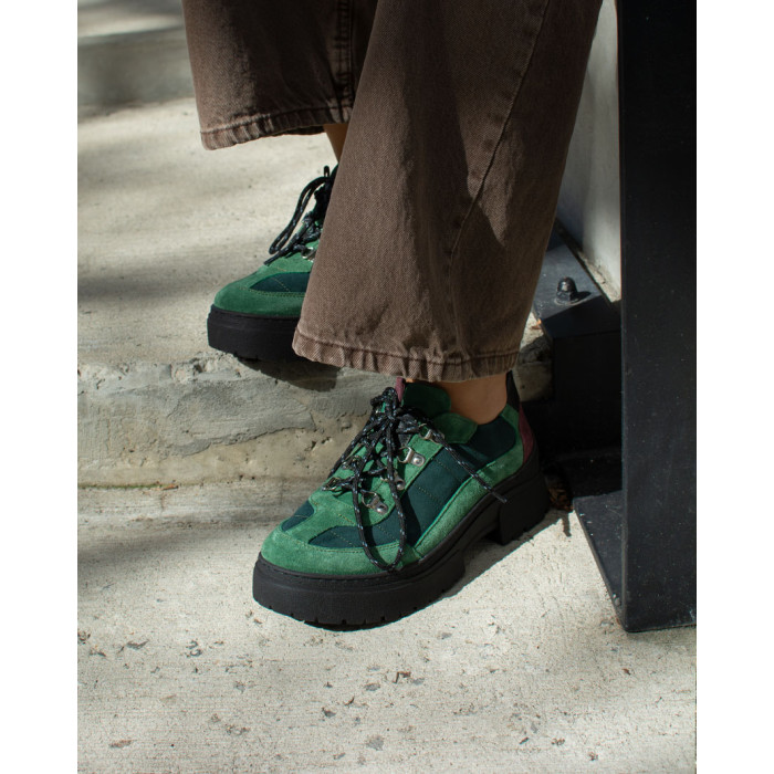 copy of Black insulated leather platform boots