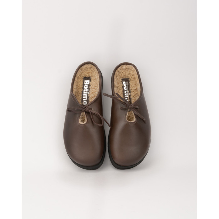 copy of Black lacquered Leah ballerinas with straps