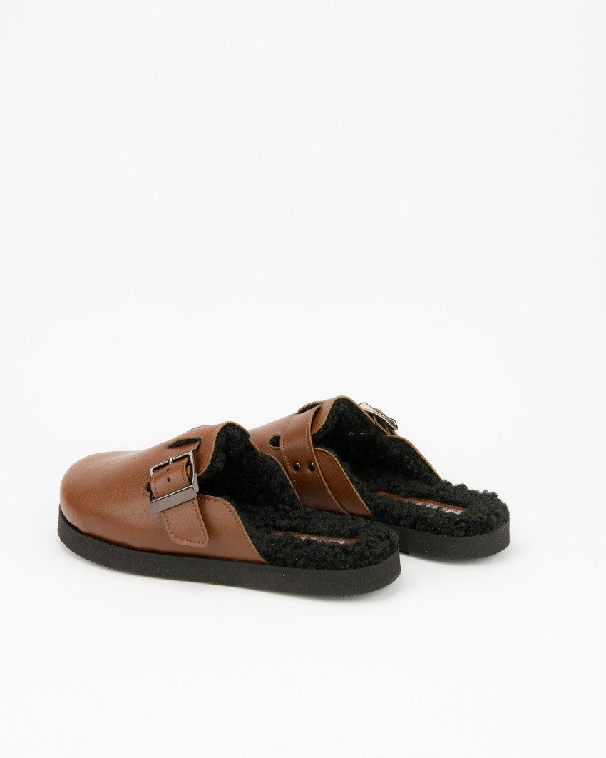 copy of Black lacquered Leah ballerinas with straps