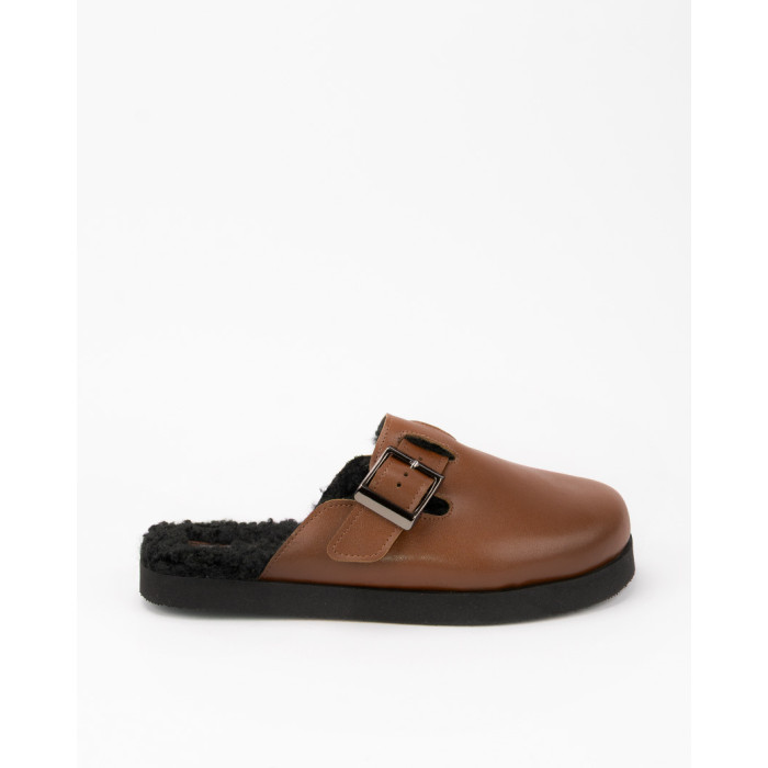 copy of Black lacquered Leah ballerinas with straps