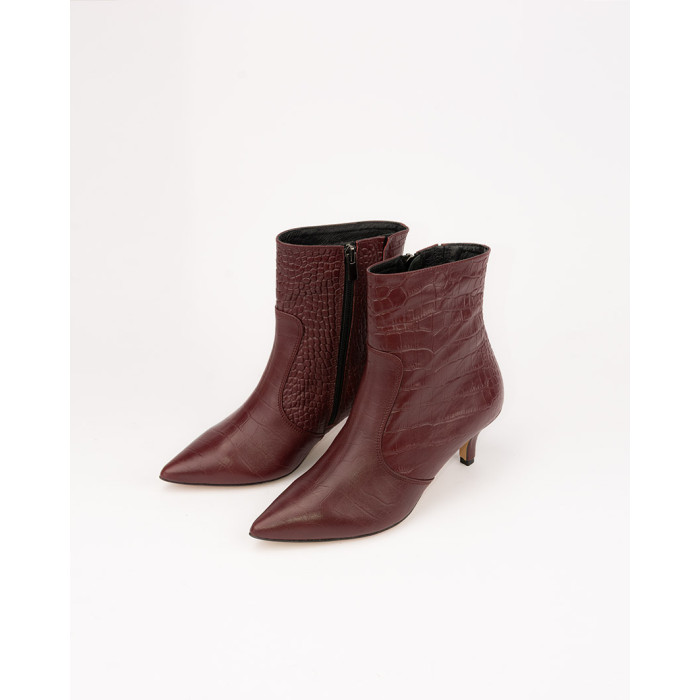 copy of Black boots on 4 cm heel suede leather