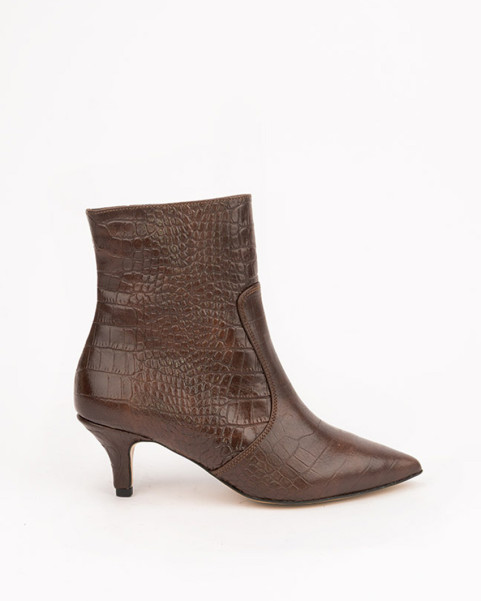 copy of Black boots on 4 cm...