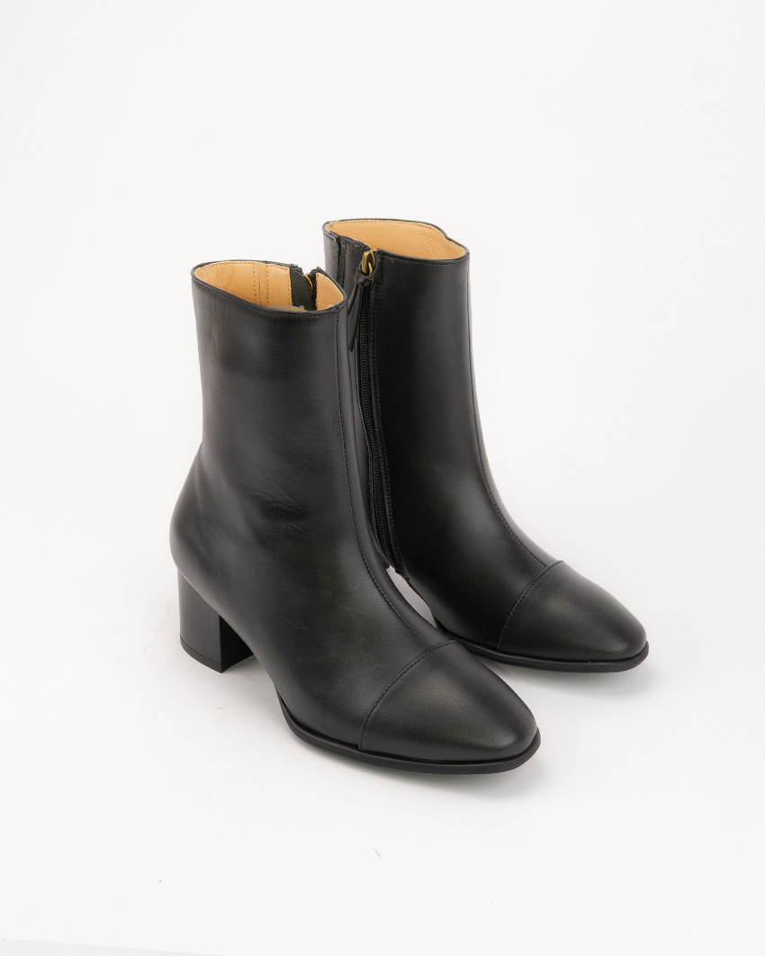 Skórzane botki damskie RAYA na słupku